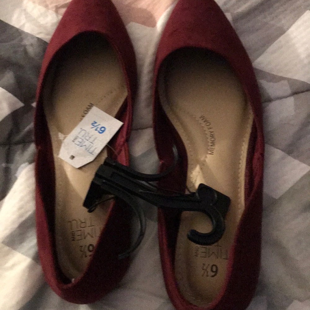 Ladies shoes